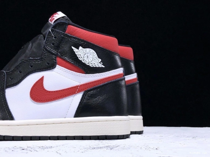 OG 1 Air Retro Red' 'Gym 061 Jordan High 555088 - 0809